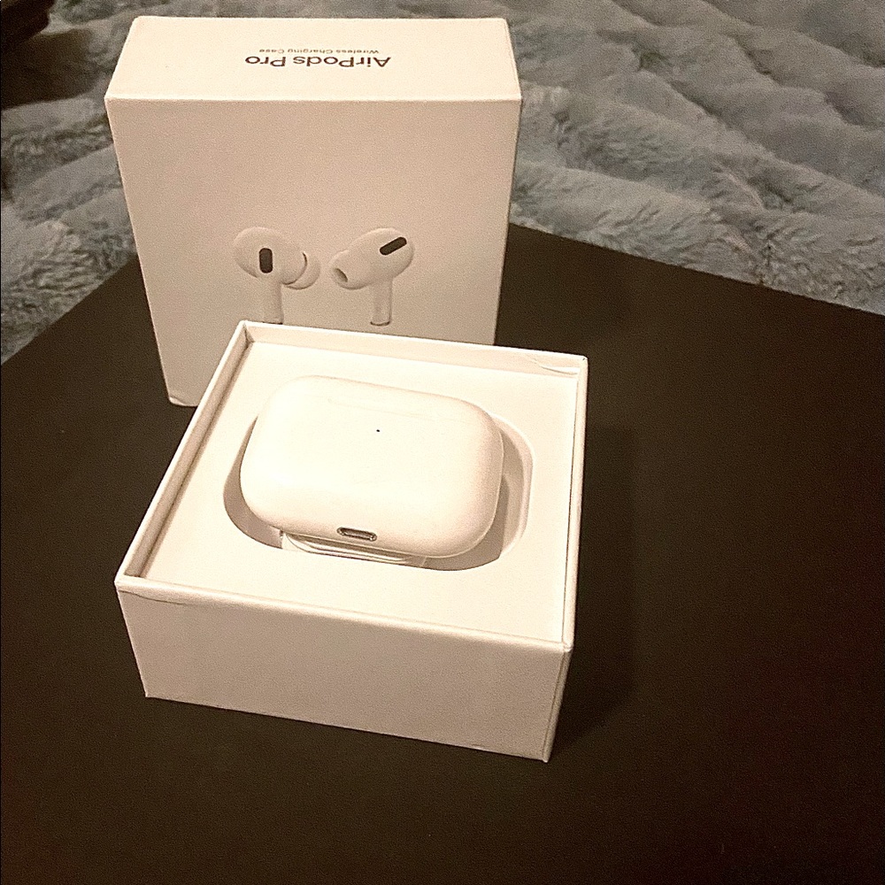 Apple AirPods
